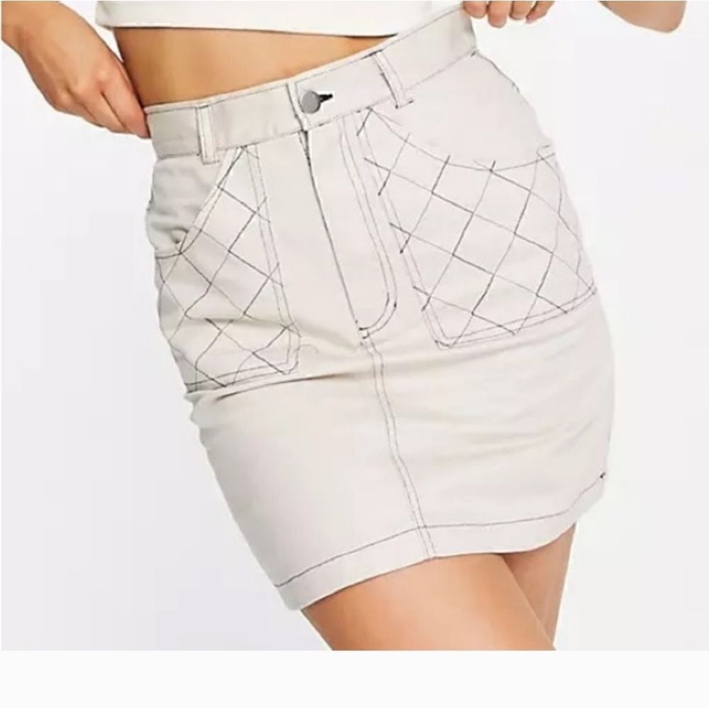 NWT Sz 12 Missguided beige denim skirt, contrast stitch